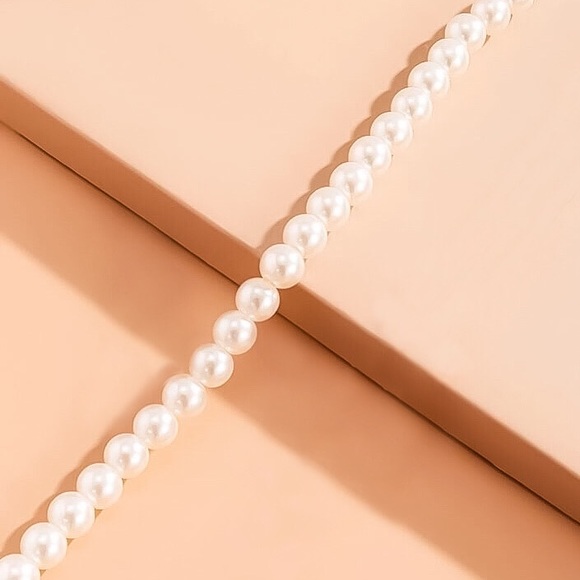 🔴𝟭𝟬/$𝟮𝟱🔴NEW White Pearl Beaded Necklace - Picture 5 of 11